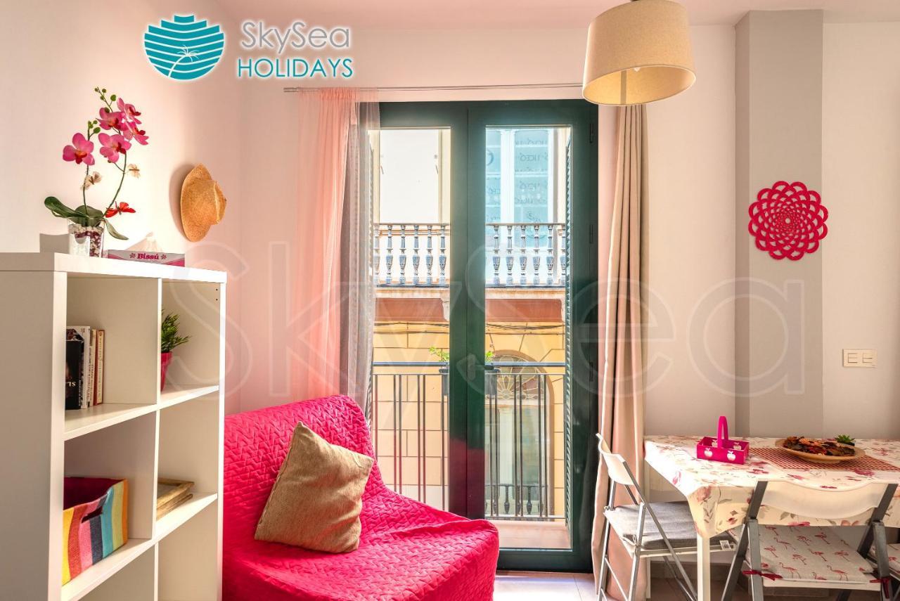 Skysea Holidays City Center Suites Málaga Kültér fotó