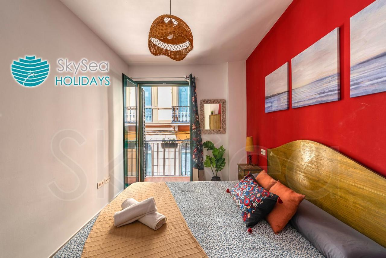 Skysea Holidays City Center Suites Málaga Kültér fotó