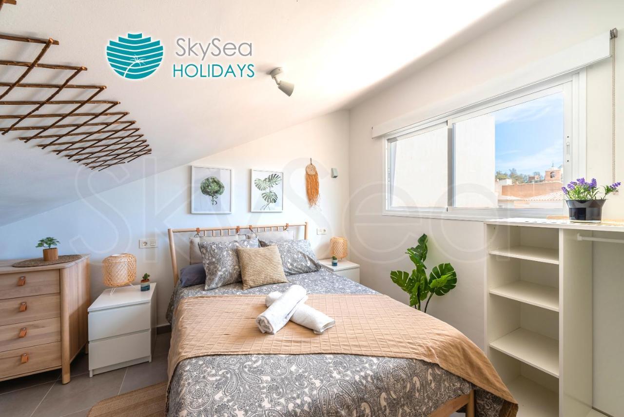 Skysea Holidays City Center Suites Málaga Kültér fotó