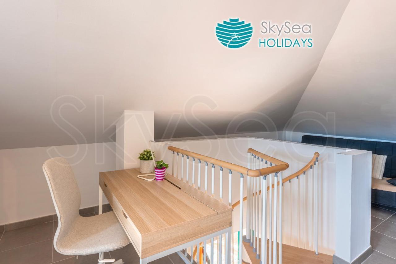 Skysea Holidays City Center Suites Málaga Kültér fotó