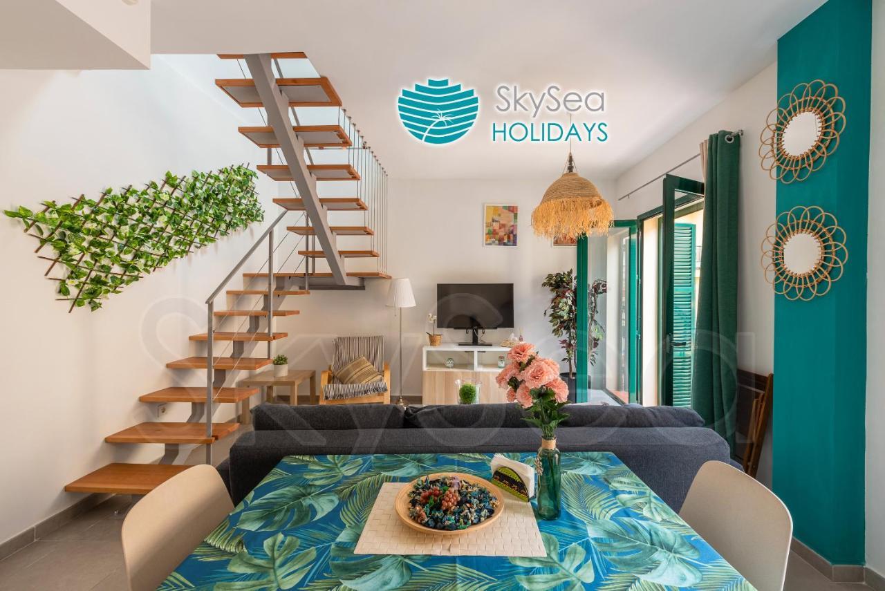 Skysea Holidays City Center Suites Málaga Kültér fotó