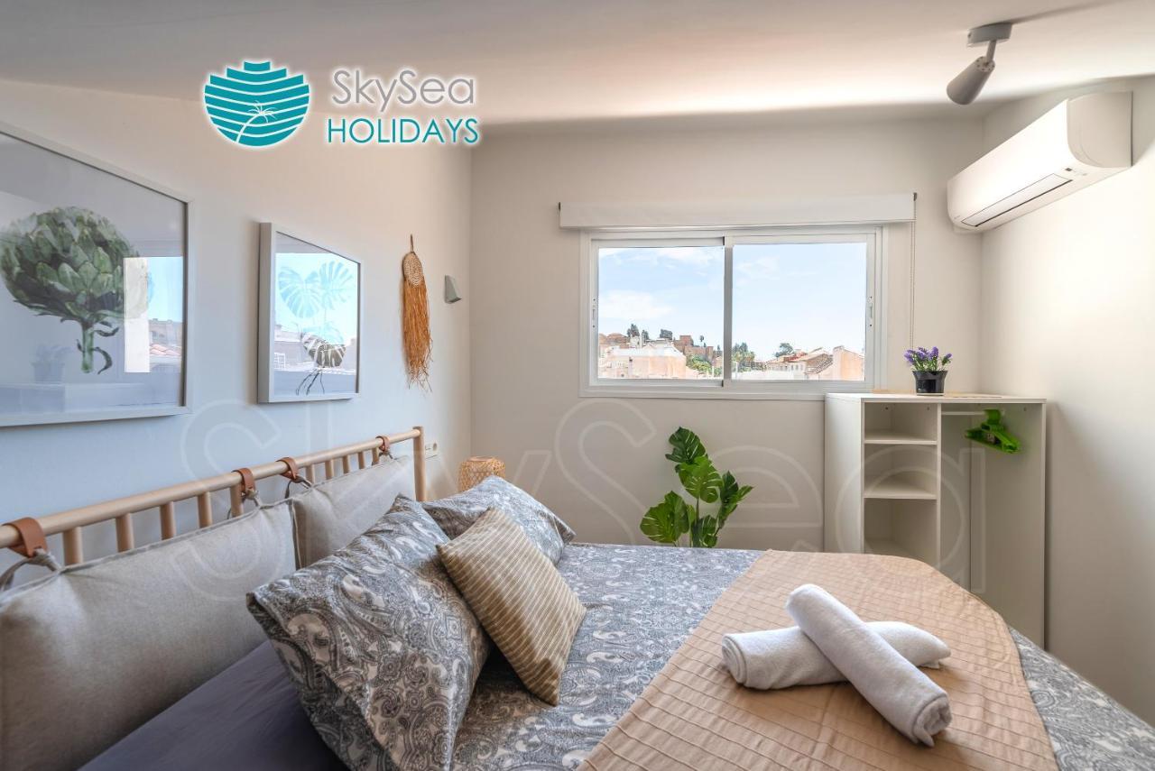 Skysea Holidays City Center Suites Málaga Kültér fotó