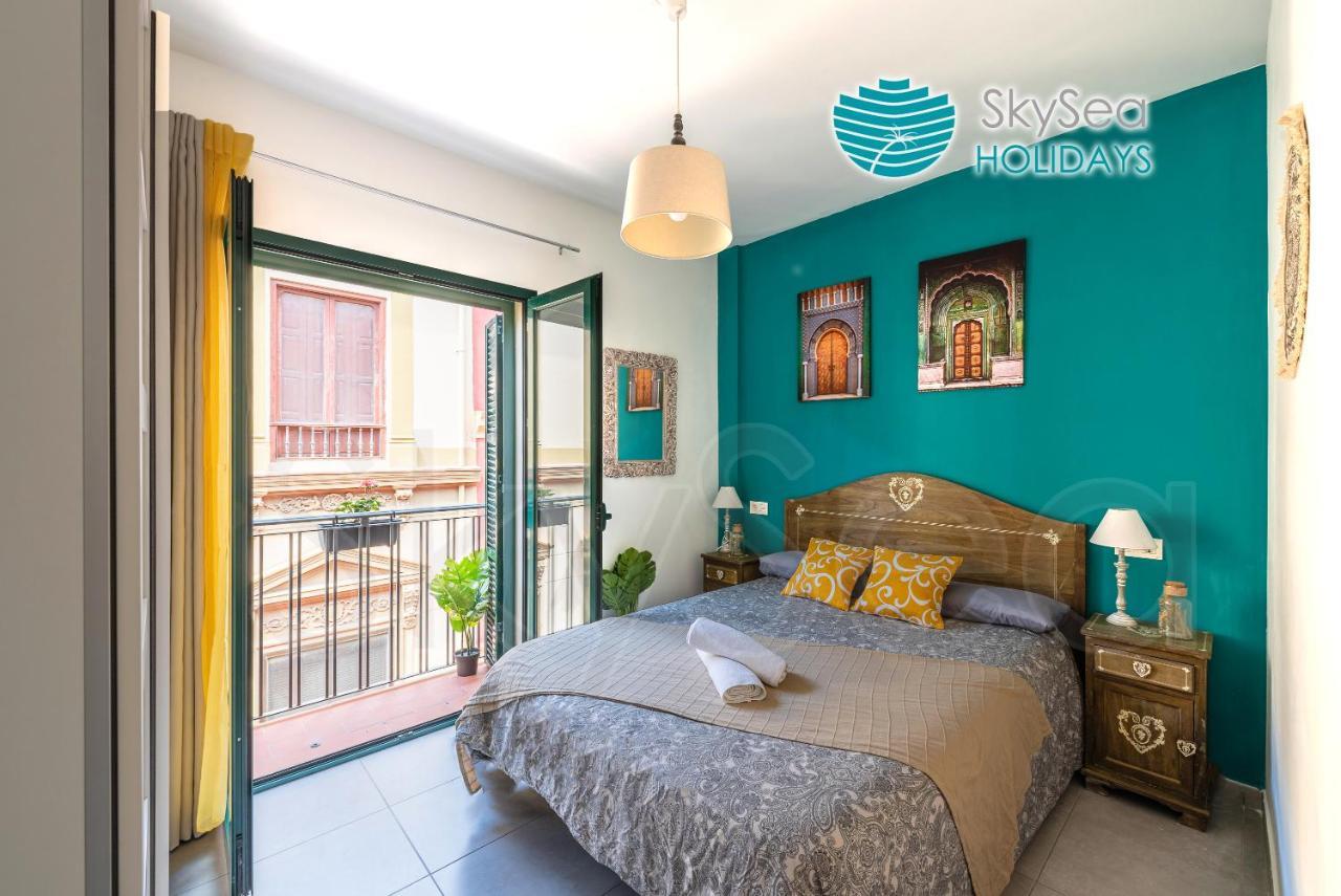 Skysea Holidays City Center Suites Málaga Kültér fotó