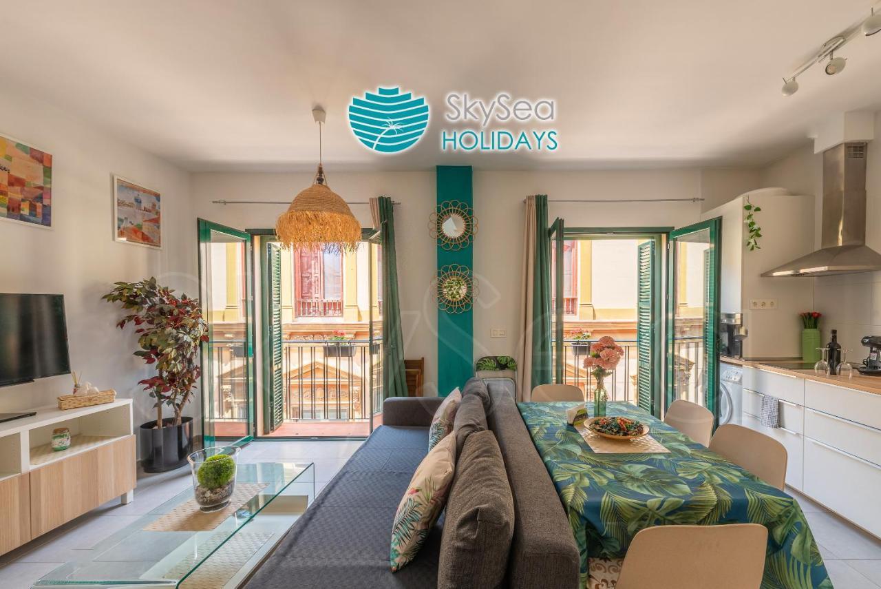 Skysea Holidays City Center Suites Málaga Kültér fotó
